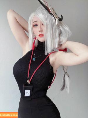 Larissa Rochefort фото #0094