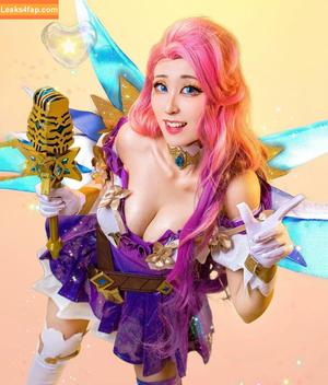 Larissa Rochefort фото #0105