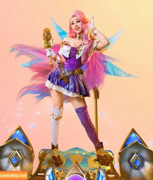 Larissa Rochefort фото #0106