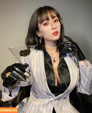 Larissa Rochefort фото #0127