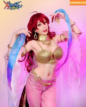 Larissa Rochefort фото #0134