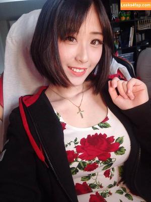 Larissa Rochefort фото #0135