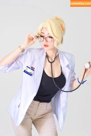 Larissa Rochefort фото #0154