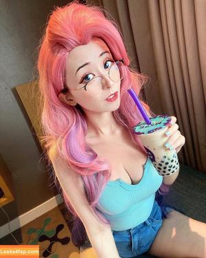 Larissa Rochefort фото #0160