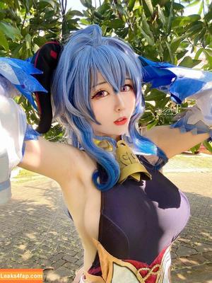 Larissa Rochefort фото #0195