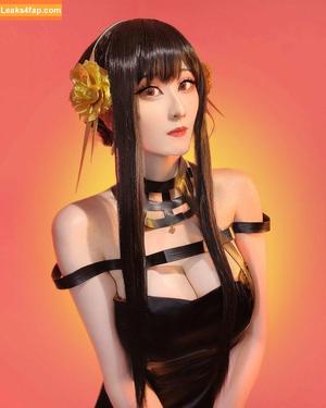 Larissa Rochefort фото #0204