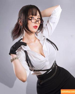 Larissa Rochefort фото #0206