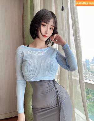 Larissa Rochefort photo #0664