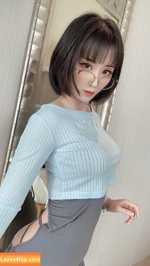 Larissa Rochefort photo #0667