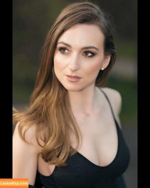 Larissa Schmiederer photo #0050