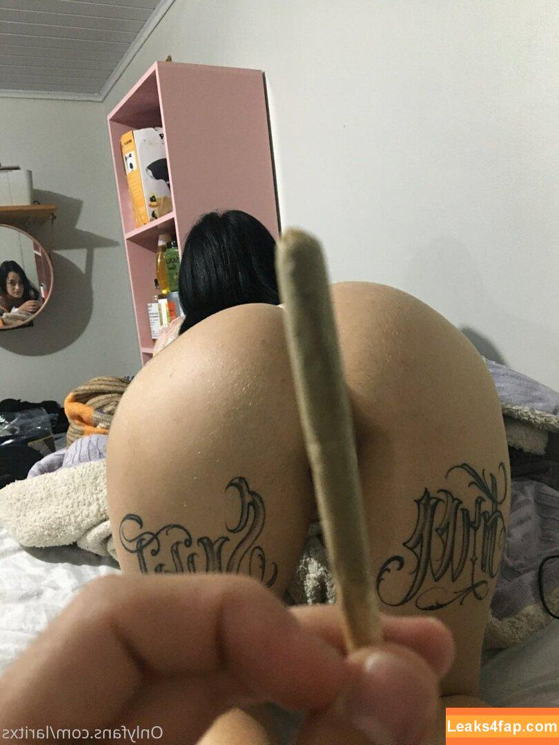Larissa Silva Laritxs / lari.larissasm / larissa15 leaked photo photo #0040