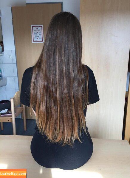 Larissaxra leaked photo photo #0083