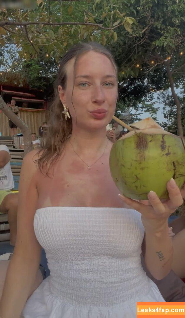 Larissaxra free nudes