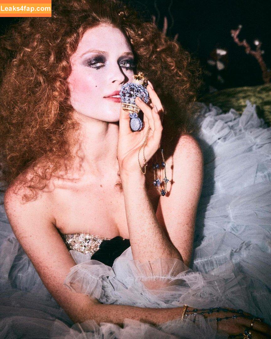 Larsen Thompson / larsenthompson слитое фото фото #0175