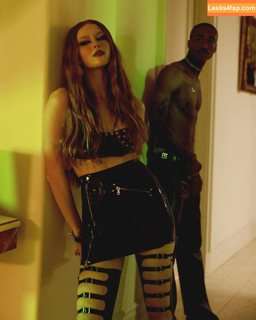 Larsen Thompson / larsenthompson слитое фото фото #0309
