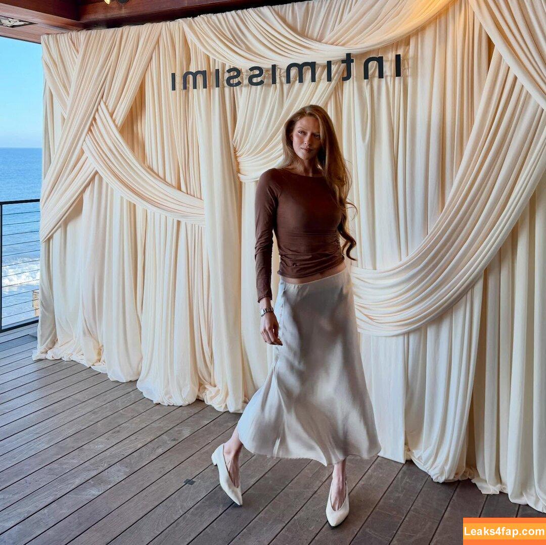 Larsen Thompson / https: / larsenthompson / larsenthompsonofficial leaked photo photo #0874
