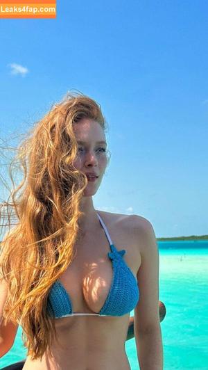 Larsen Thompson фото #0090