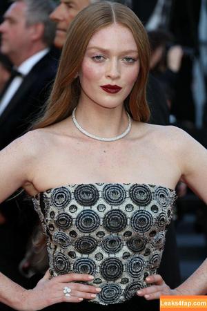 Larsen Thompson фото #0238