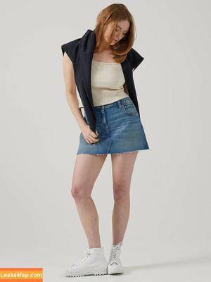 Larsen Thompson фото #0250