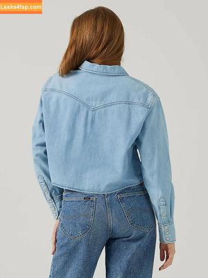 Larsen Thompson фото #0264