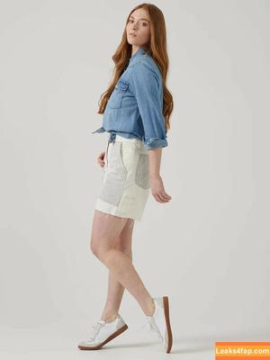 Larsen Thompson фото #0267