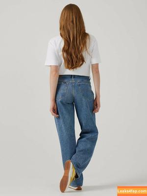 Larsen Thompson фото #0271