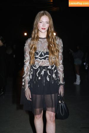 Larsen Thompson фото #0297