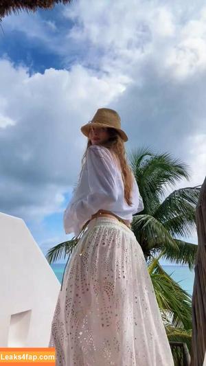 Larsen Thompson photo #0621
