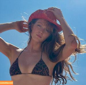 Larsen Thompson photo #0775
