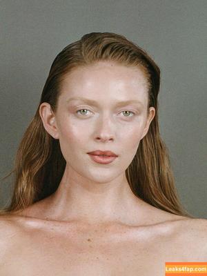 Larsen Thompson photo #0801