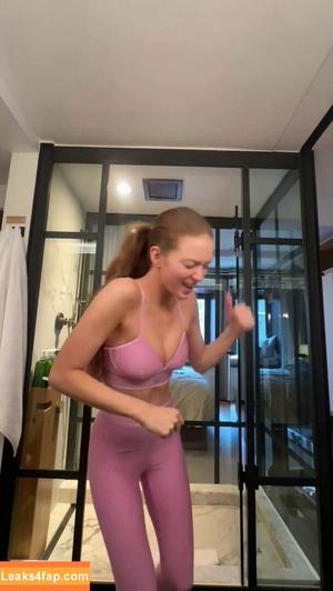 Larsen Thompson photo #0848