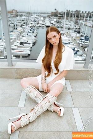 Larsen Thompson photo #0856