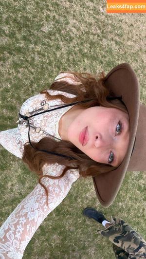 Larsen Thompson фото #0885