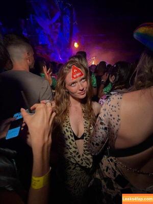 Larsen Thompson фото #0895