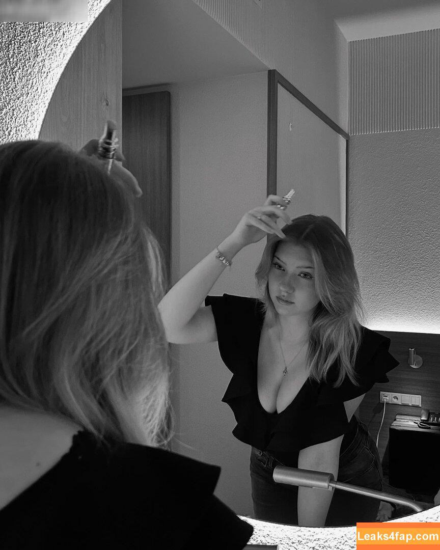 Larysa Salomea / viktoria.kmrw слитое фото фото #0010