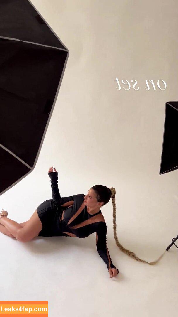 Lasirena69 / Antonella / lasirena69_ слитое фото фото #0159