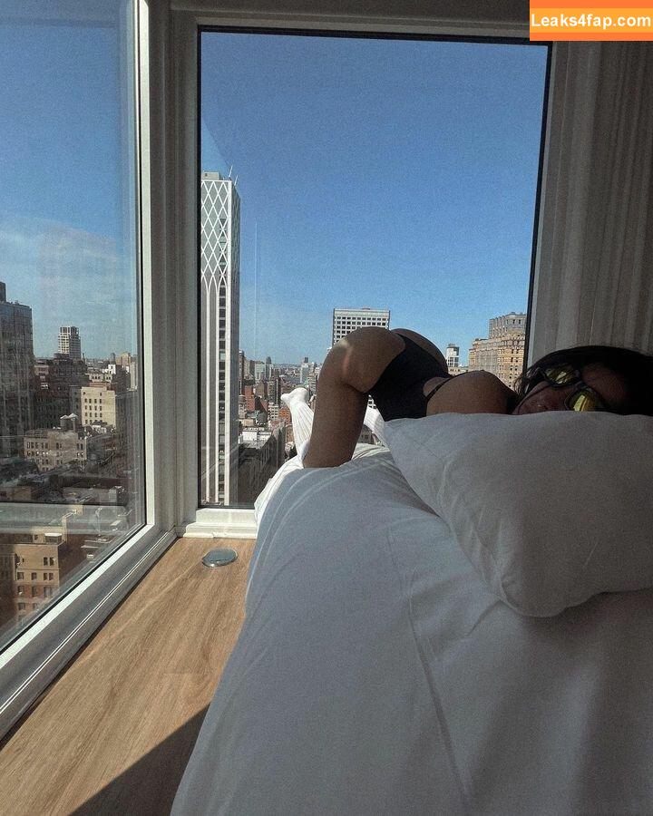 Lasirena69 / Antonella / lasirena69_ слитое фото фото #0172