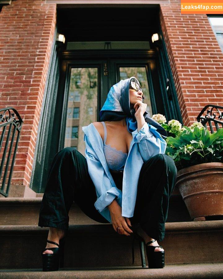 Lasirena69 / Antonella / lasirena69_ слитое фото фото #0188