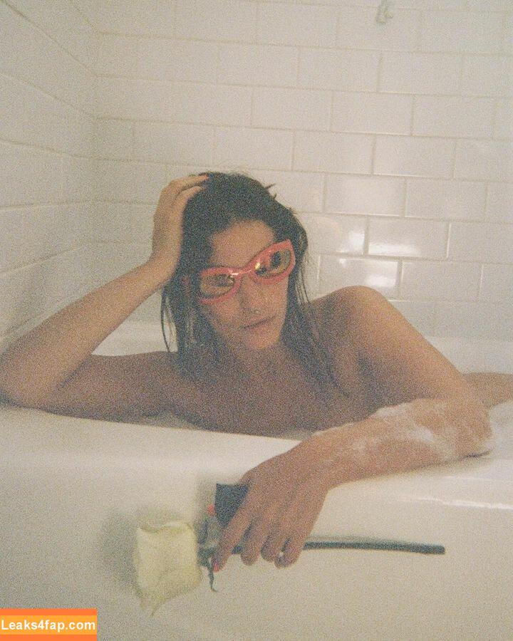 Lasirena69 / Antonella / lasirena69_ слитое фото фото #0947