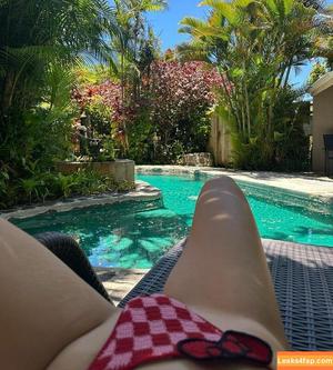 Lasirena69 photo #0285