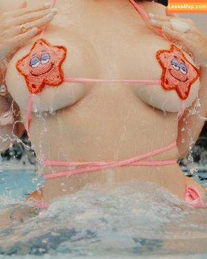 Lasirena69 photo #0330