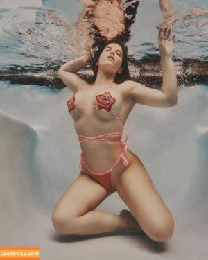 Lasirena69 photo #0333