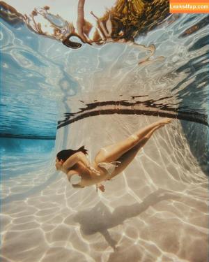 Lasirena69 photo #0349