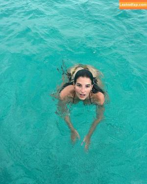 Lasirena69 photo #0371