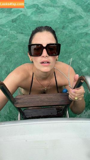 Lasirena69 photo #0377