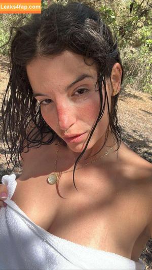 Lasirena69 photo #0380