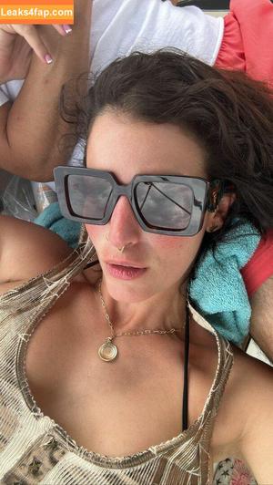 Lasirena69 photo #0382