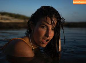 Lasirena69 photo #0590