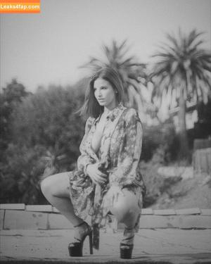 Lasirena69 photo #0634