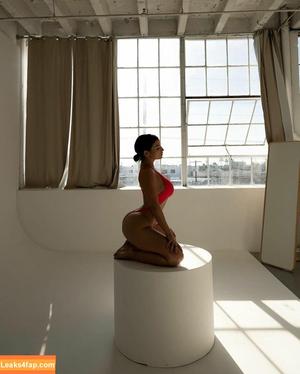 Lasirena69 photo #0739